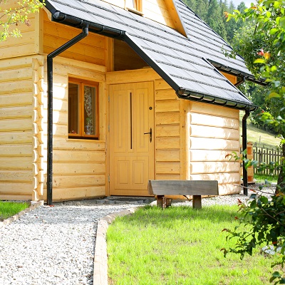 Ładowanie zdjęcia domku